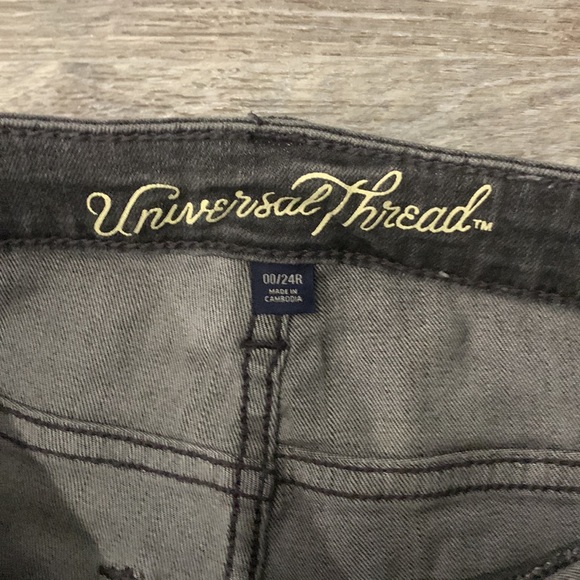 Universal Thread High Rise Skinny - Picture 4 of 7